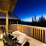 Hébergement de vacances Cozy Modern With Electric Car Charging, Sauna And Fireplace *